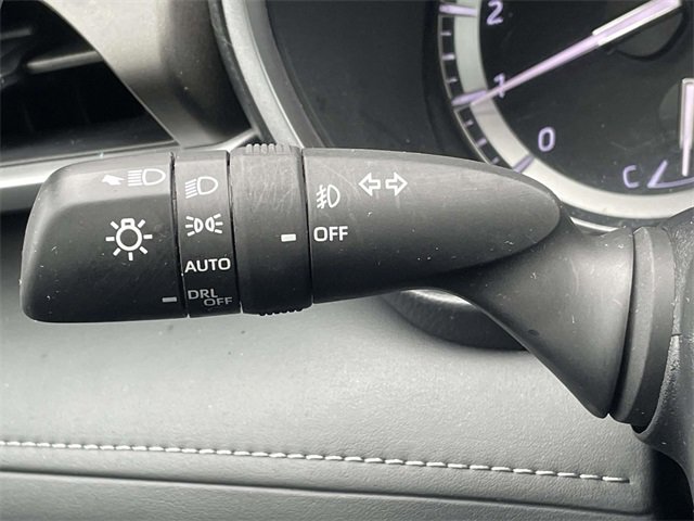 Used 2022 Toyota Highlander XLE image 23