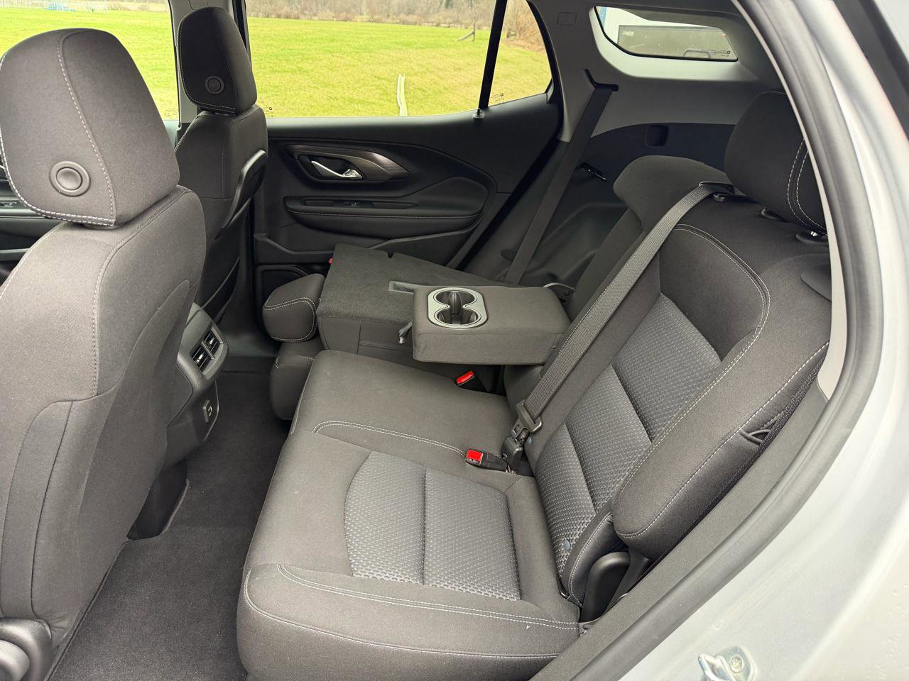 Used 2022 GMC Terrain SLE image 33