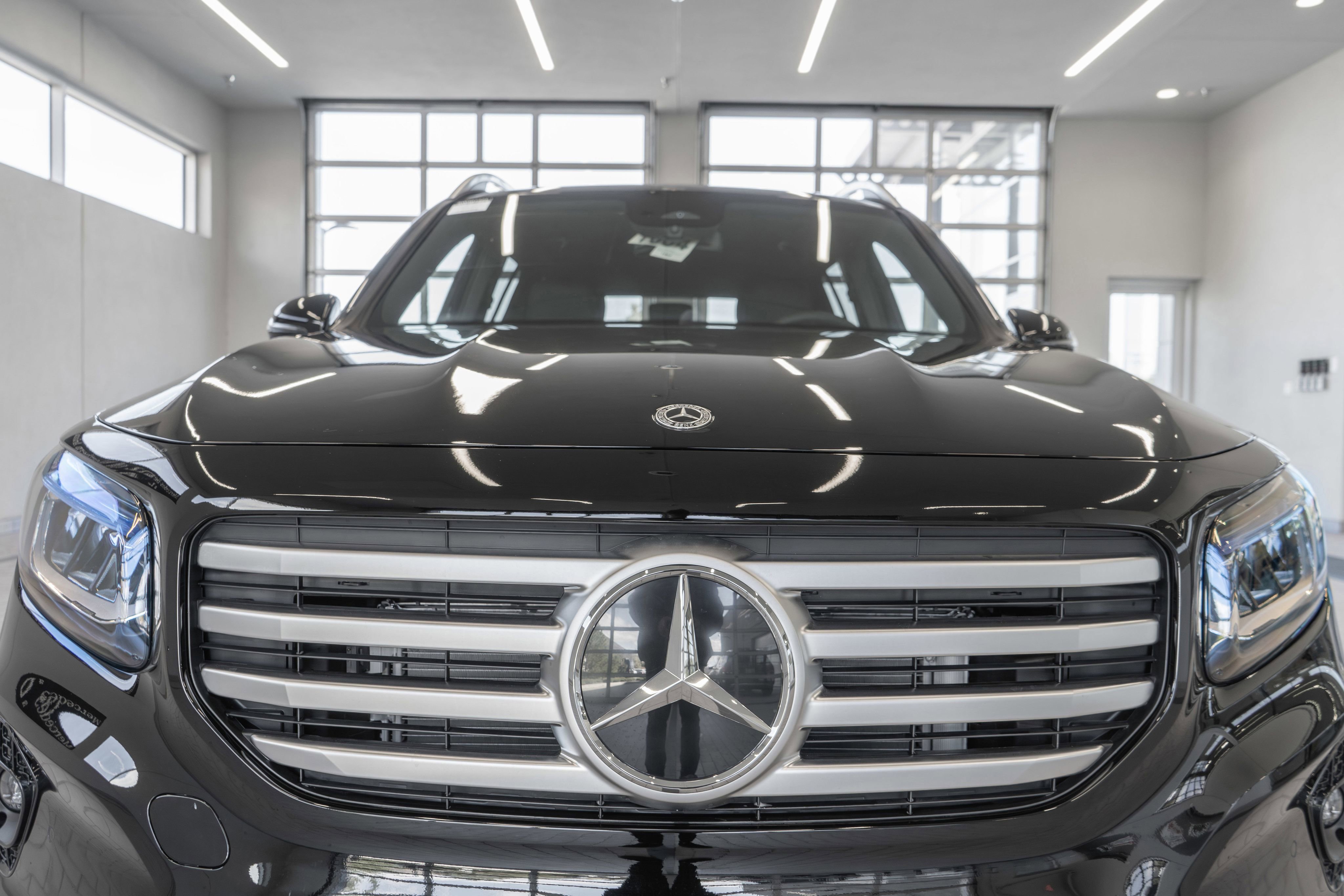 Certified 2025 Mercedes-Benz GLB 250 image 22