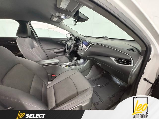 Used 2023 Chevrolet Malibu LT FWD image 9