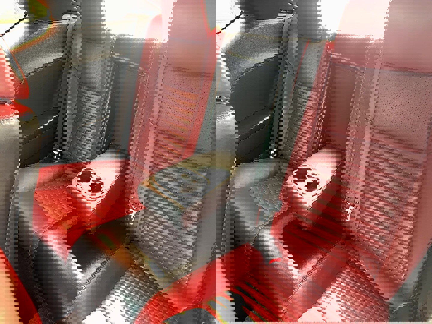 Used 2014 Dodge Challenger SXT image 12