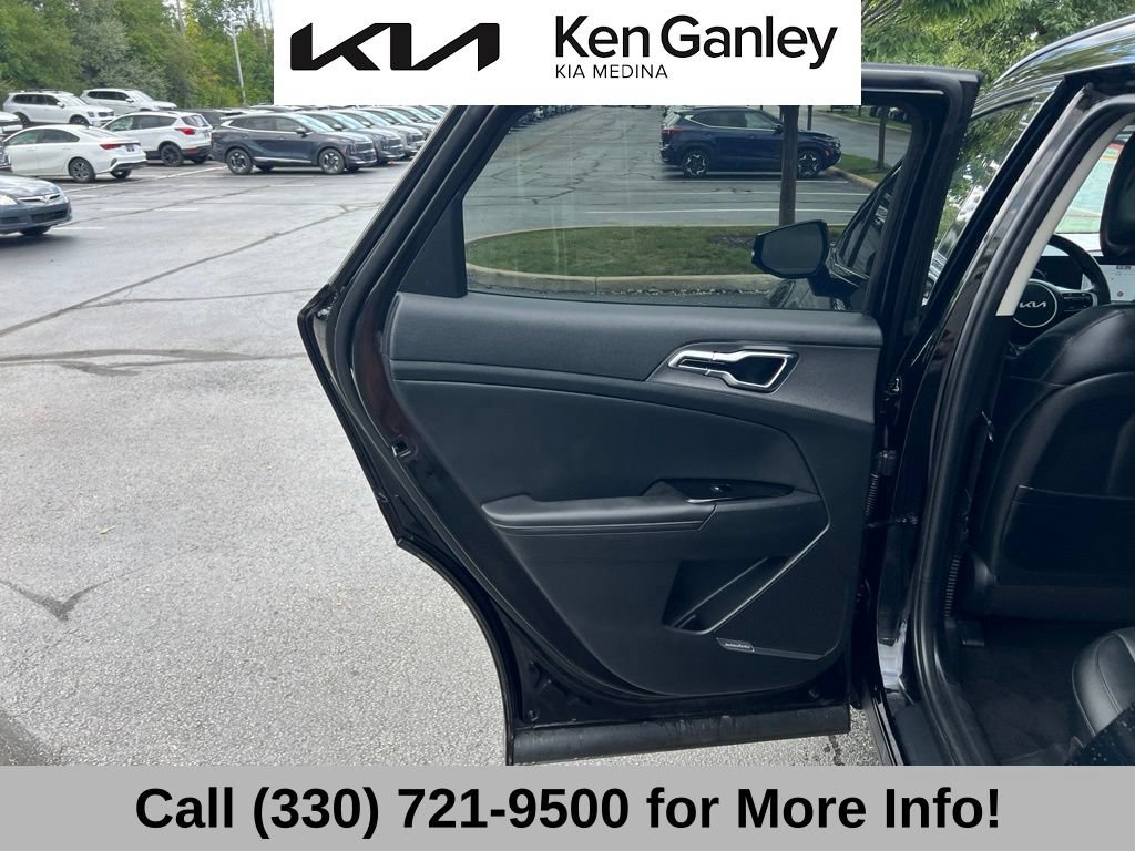 Certified 2024 Kia Sportage SX AWD/4WD image 44