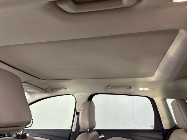 Used 2019 Ford Escape Titanium image 24