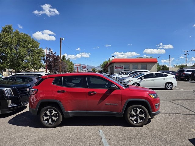 Used 2018 Jeep Compass Sport image 3