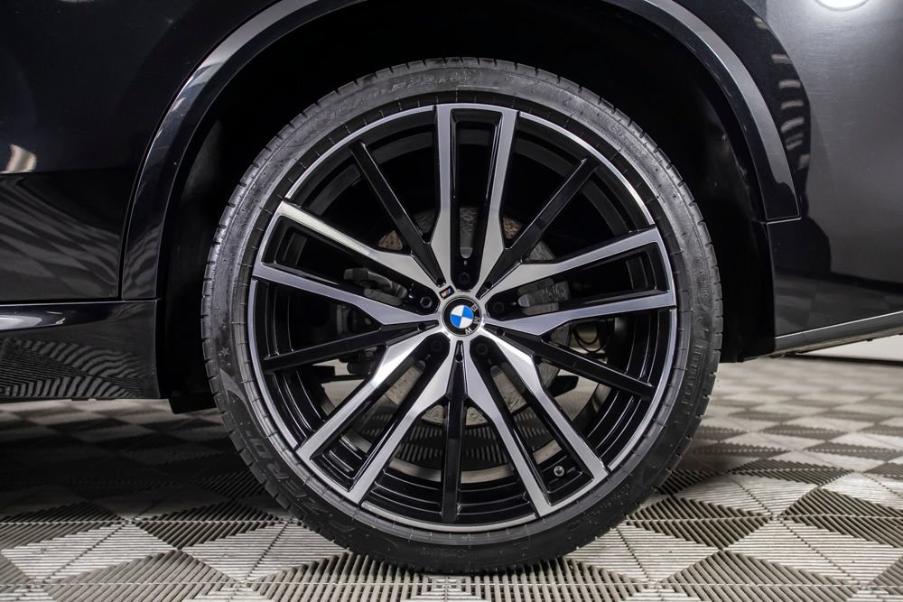 Used 2019 BMW X5 xDrive40i w/ M Sport Package AWD/4WD image 40