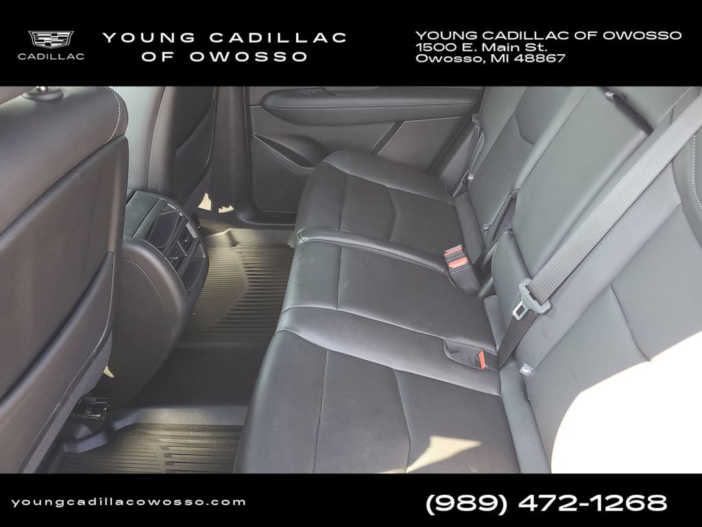 Certified 2025 Cadillac XT5 Luxury w/ LPO, Floor Liner Package AWD/4WD image 25