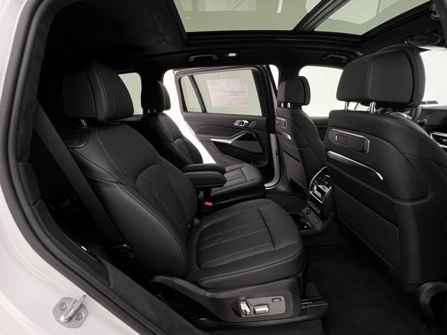New 2027 BMW X7 M60i AWD/4WD image 14