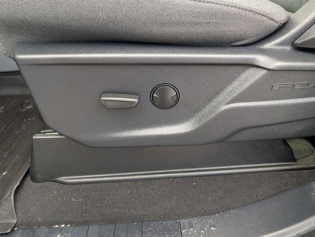 Certified 2025 Ford F350 XLT image 21