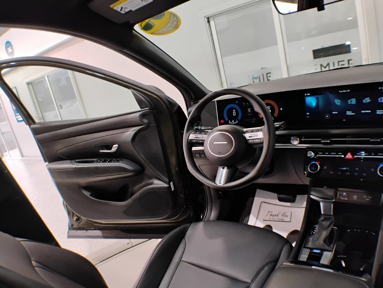 Used 2025 Hyundai Santa Cruz SEL image 25