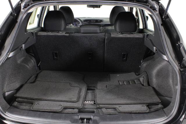 Certified 2020 Nissan Rogue Sport SV image 16