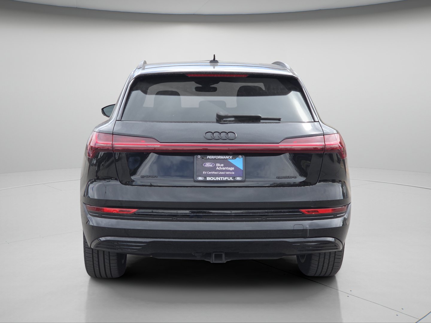 Used 2023 Audi e-tron Premium w/ Convenience Plus Package AWD/4WD image 21