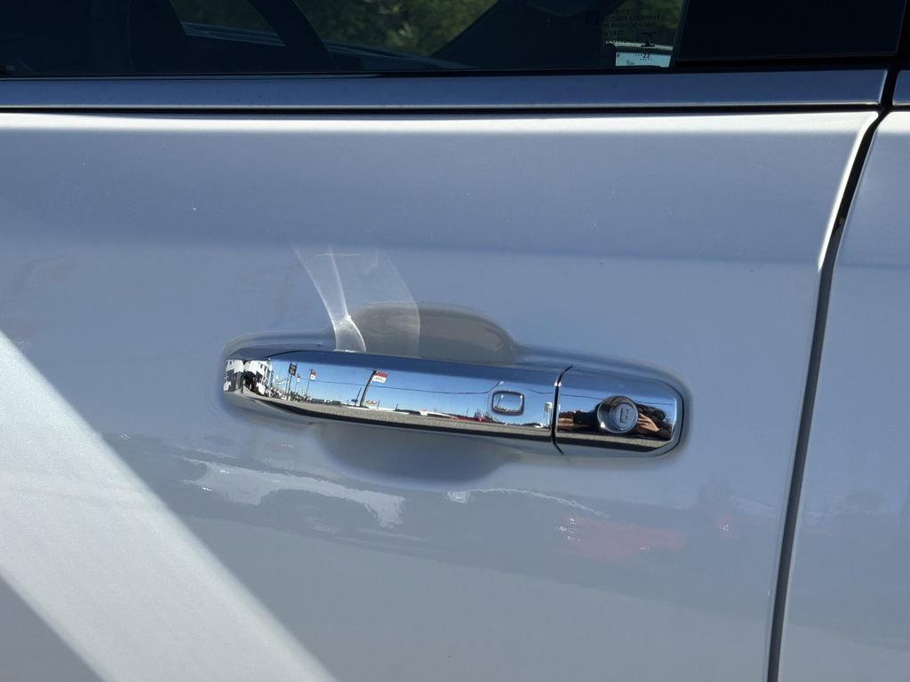 Used 2023 Chevrolet Silverado 1500 High Country image 35