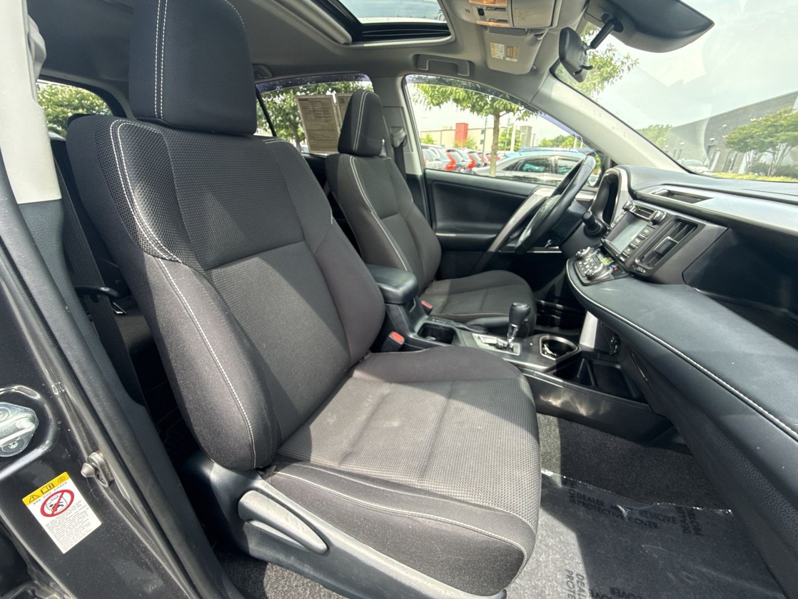 Used 2018 Toyota RAV4 XLE w/ Plus Extra Value Package AWD/4WD image 26