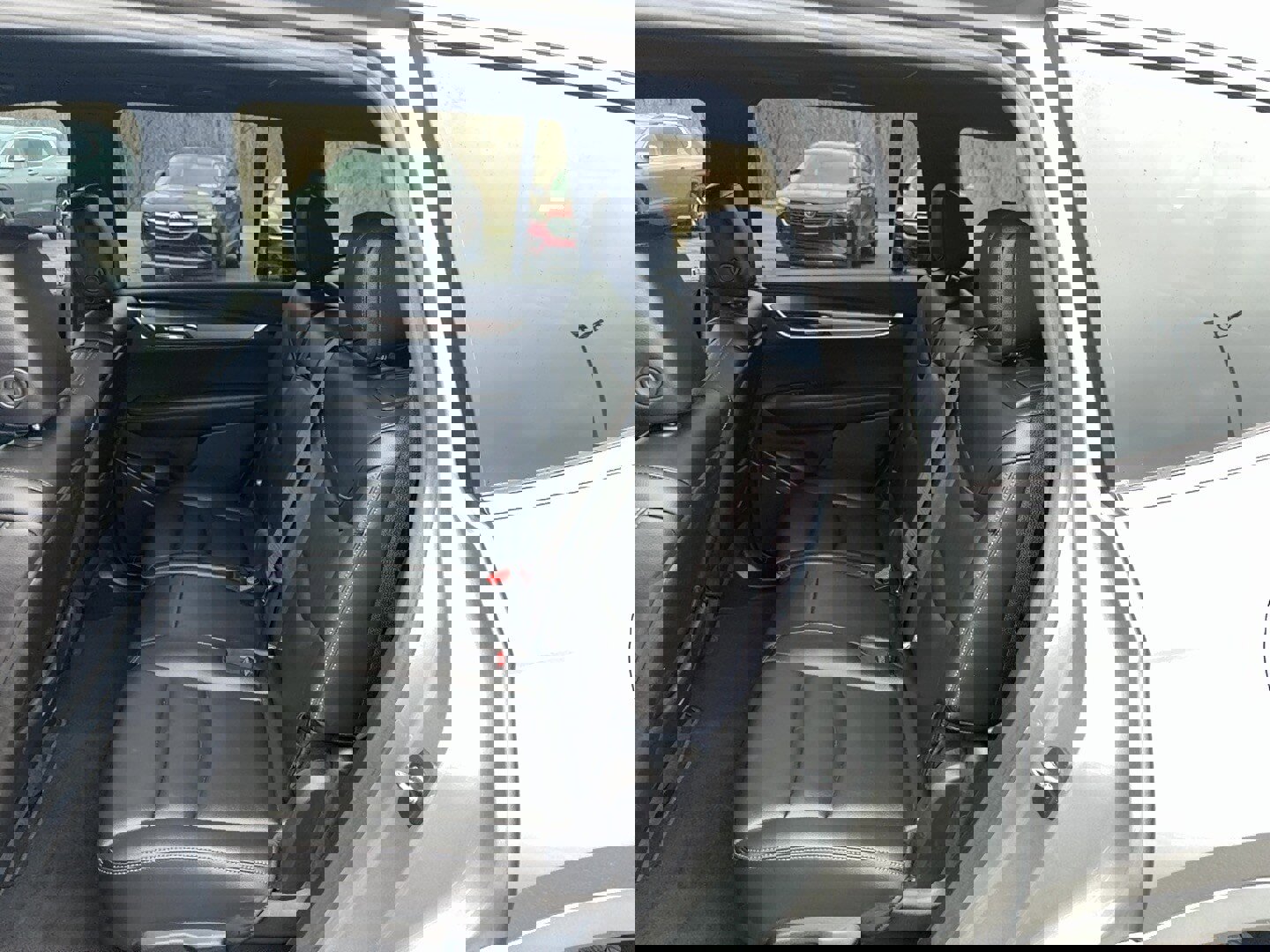 Used 2024 Cadillac XT6 Luxury w/ LPO, Floor Liner Package image 10