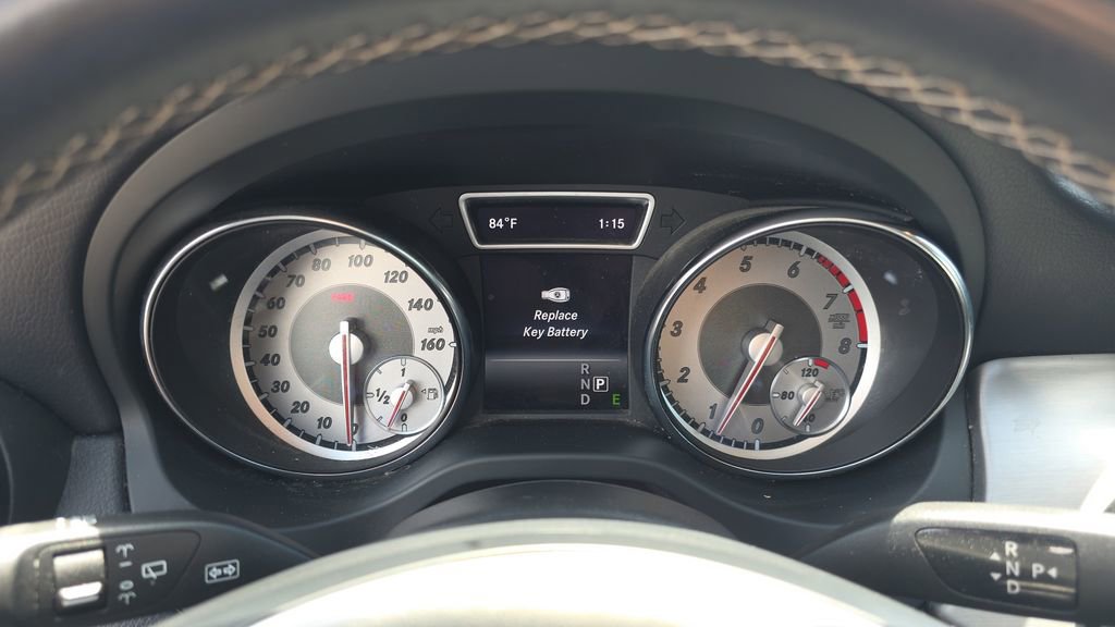 Used 2015 Mercedes-Benz GLA 250 4MATIC image 15