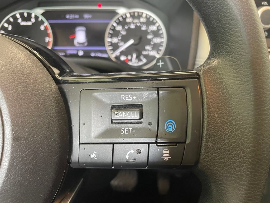 Certified 2022 Nissan Rogue SV FWD image 14