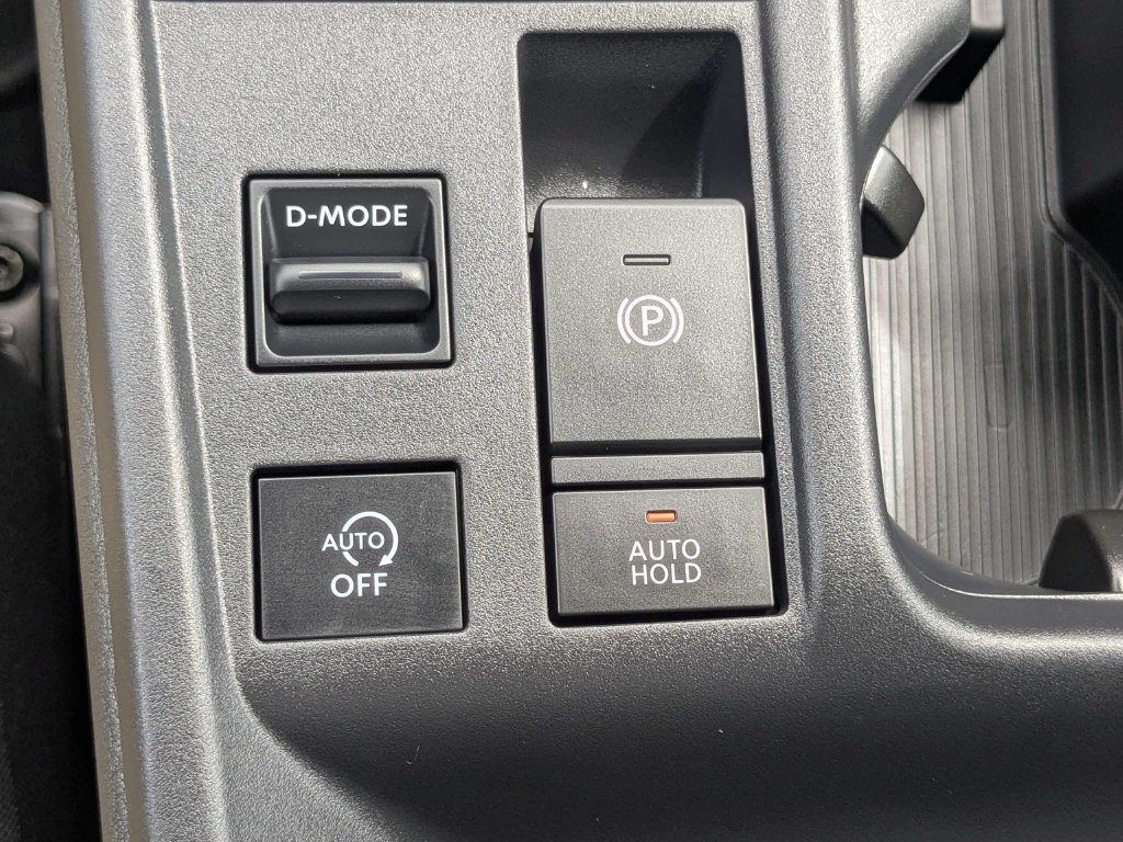Used 2027 Nissan Sentra SR w/ SR All Weather Package FWD image 28