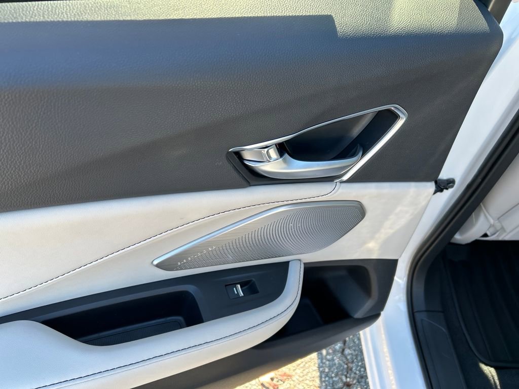 New 2026 Acura RDX SH-AWD image 23