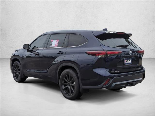 Used 2024 Toyota Highlander Limited image 8