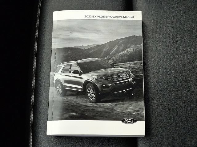 Used 2022 Ford Explorer XLT w/ Equipment Group 202A AWD/4WD image 27