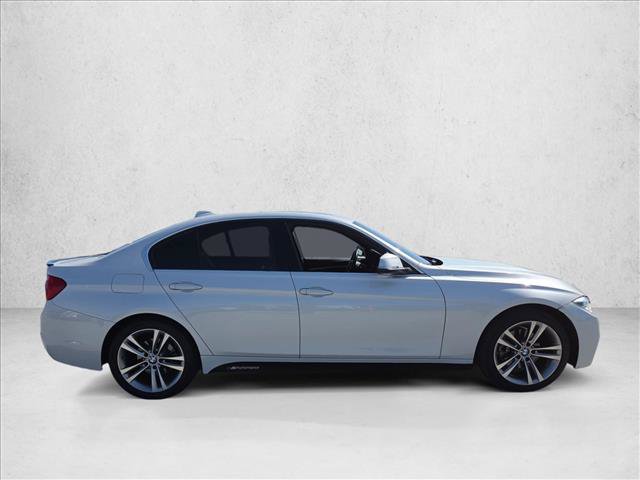 Used 2017 BMW 330i Sedan RWD image 4