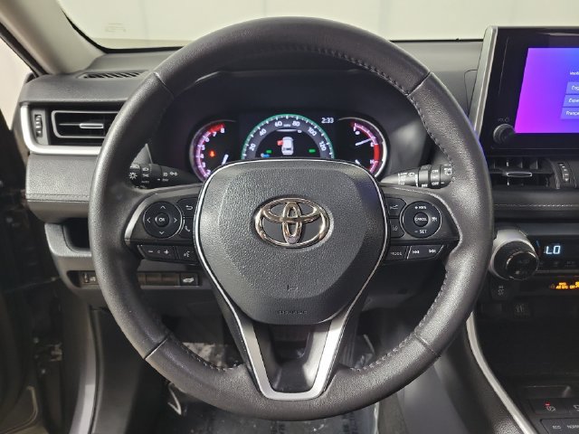 Used 2023 Toyota RAV4 XLE Premium FWD image 27