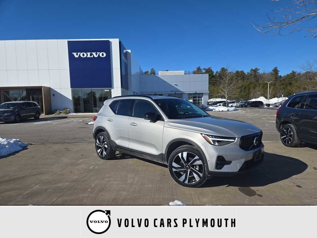 Used 2023 Volvo XC40 B5 Plus w/ Protection Package Premier