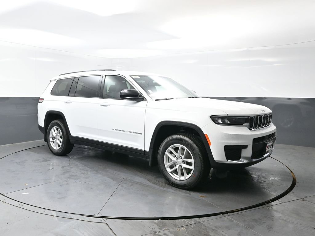New 2026 Jeep Grand Cherokee L Laredo w/ Trailer Tow Package image 3