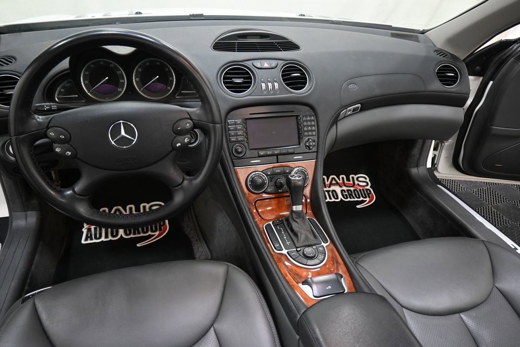 Used 2005 Mercedes-Benz SL 500 image 4