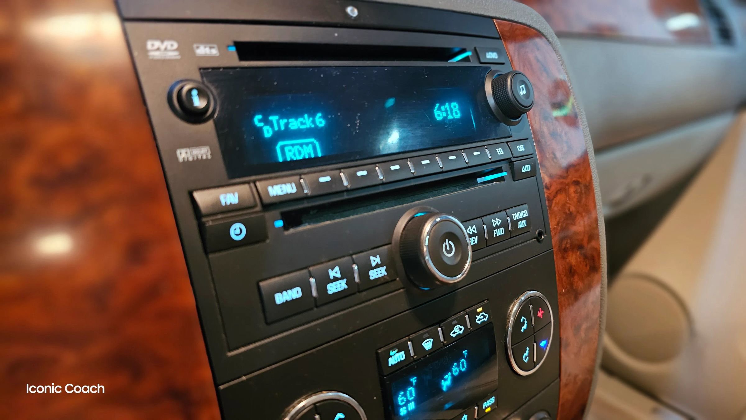 Used 2007 Chevrolet Avalanche LTZ w/ LTZ Preferred Equipment Group AWD/4WD image 40