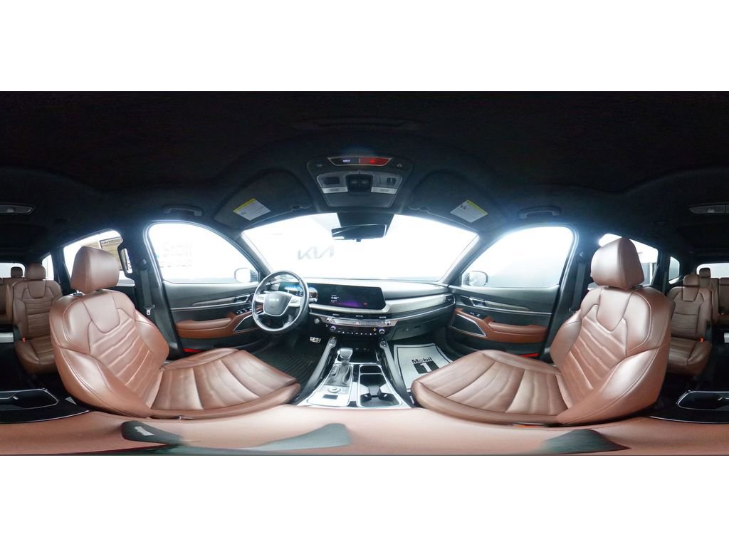 Used 2024 Kia Telluride SX Prestige w/ Towing Package image 16
