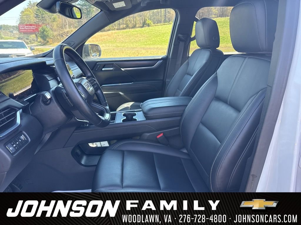 Used 2024 GMC Acadia Elevation image 12