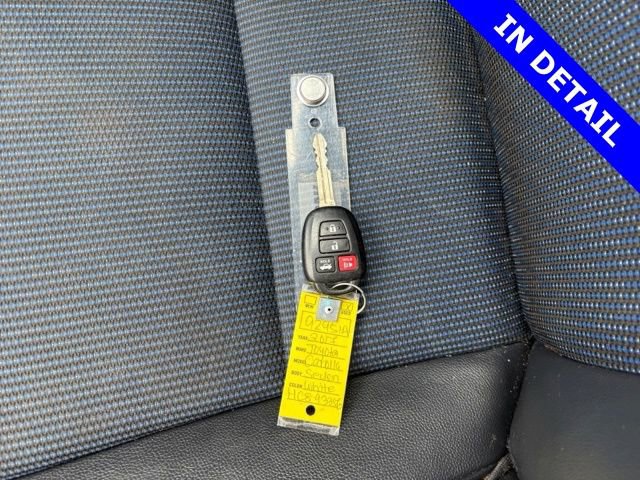 Used 2017 Toyota Corolla SE w/ Carpet Mat Package (TMS) image 19