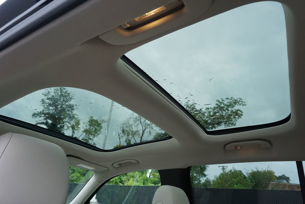 Certified 2025 Mercedes-Benz GLB 250 image 16