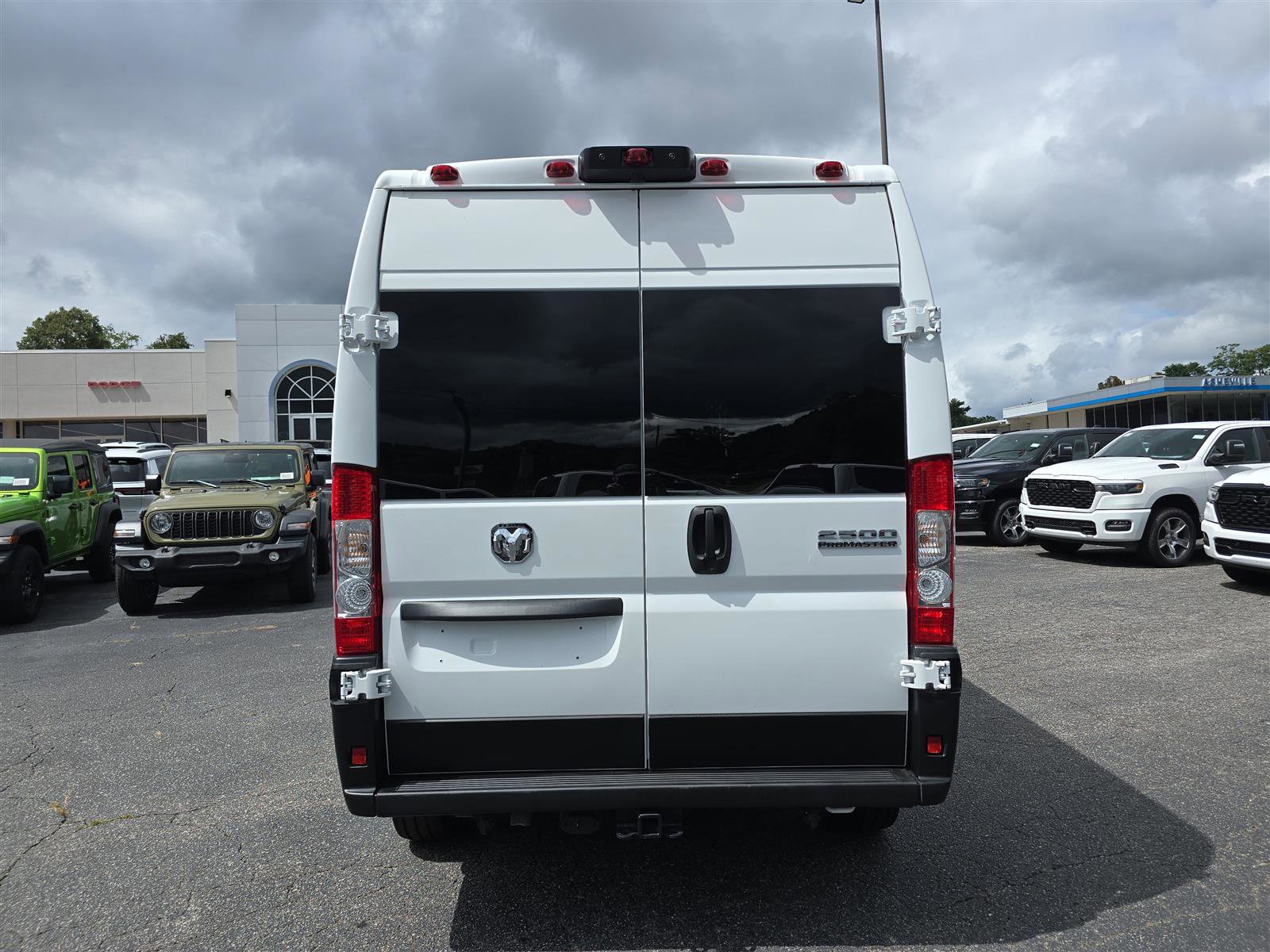 New 2025 RAM ProMaster 2500 w/ Power Group image 4