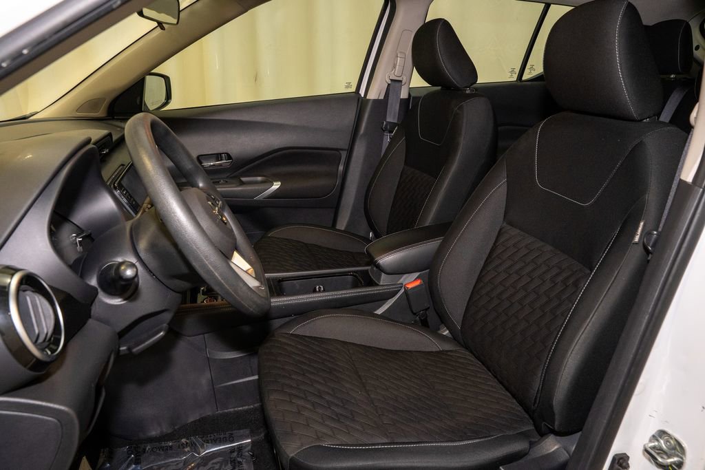 Certified 2021 Nissan Kicks SV image 10