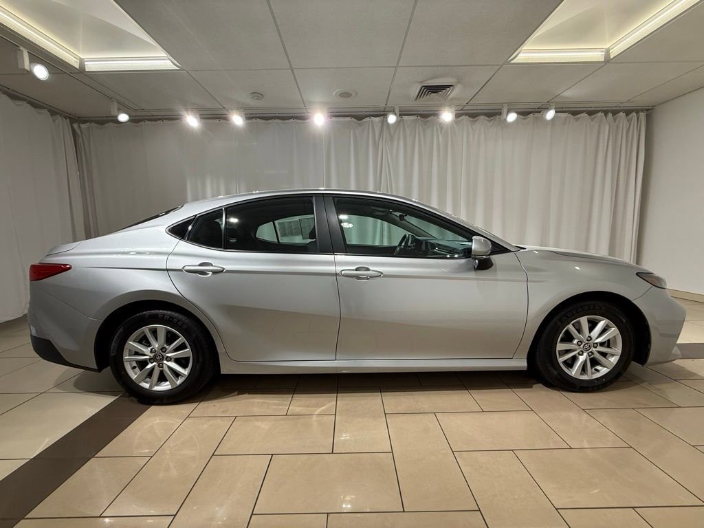 Certified 2025 Toyota Camry LE image 6