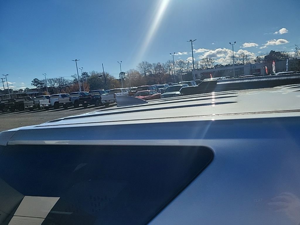 Used 2021 Chevrolet Traverse LS image 13