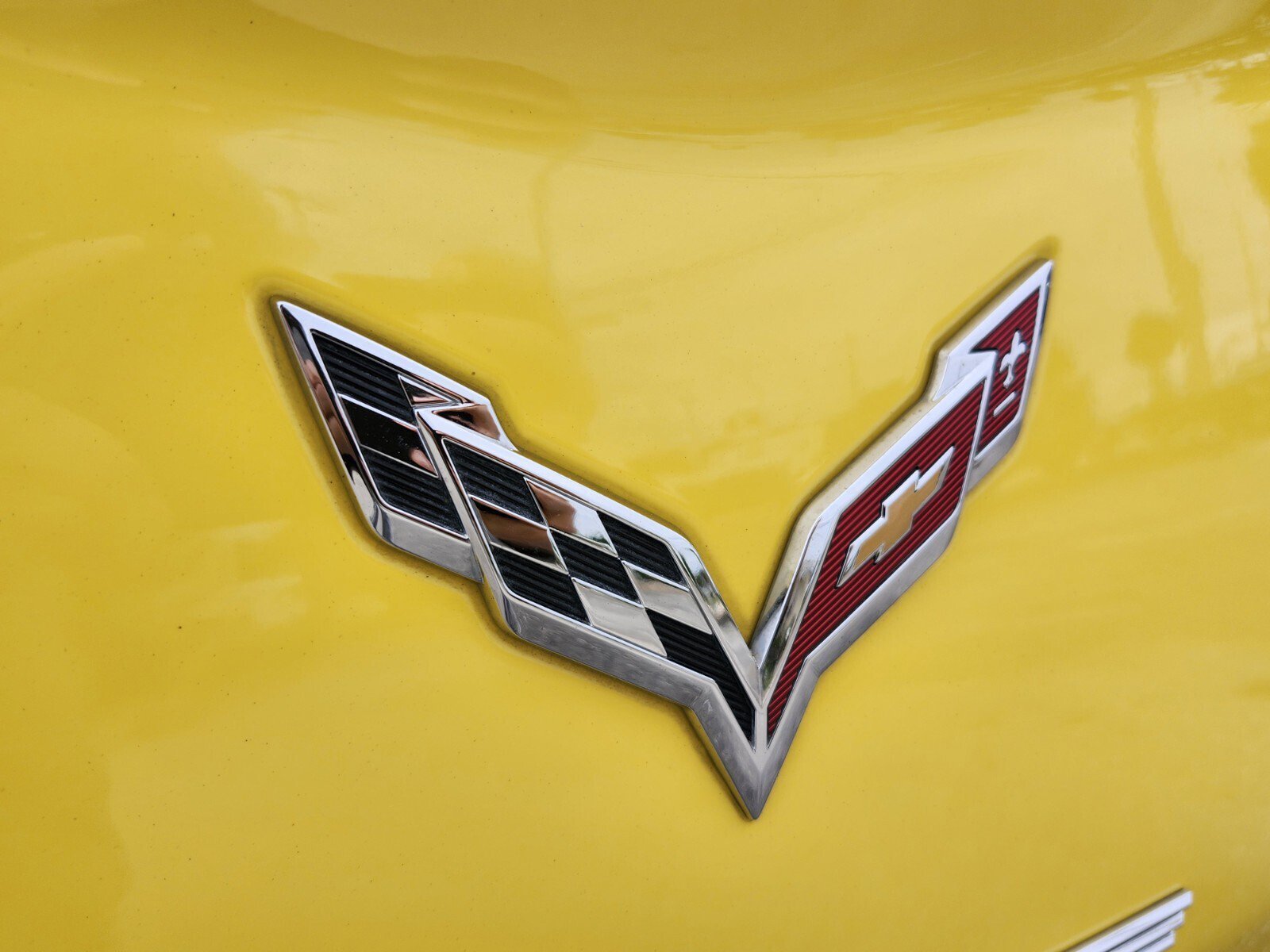 Used 2019 Chevrolet Corvette Stingray Coupe w/ 2LT Preferred Equipment Group image 18