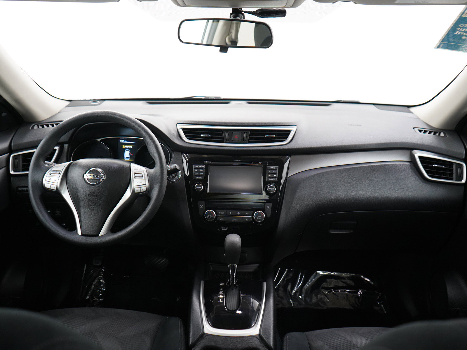 Used 2015 Nissan Rogue SV w/ SV Premium Package AWD/4WD image 13