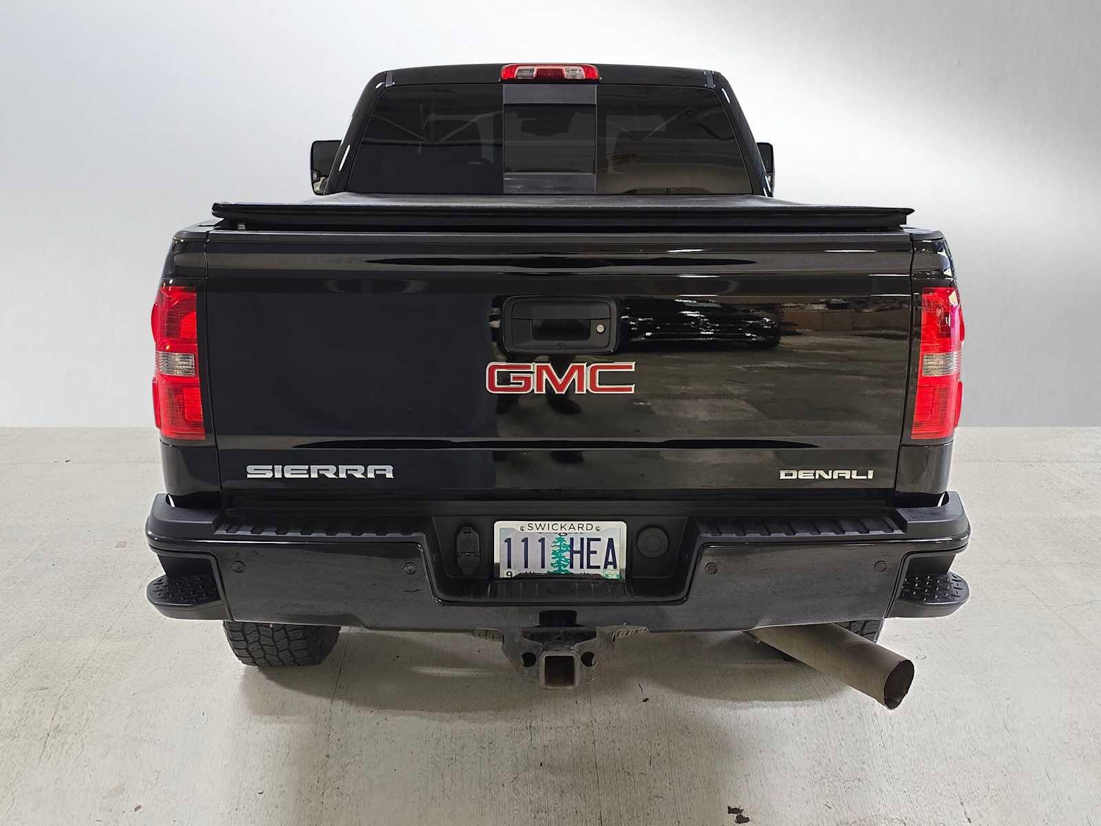 Used 2015 GMC Sierra 3500 Denali w/ Duramax Plus Package image 4