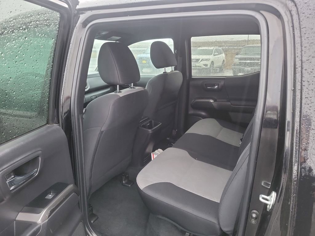 Used 2023 Toyota Tacoma TRD Off-Road w/ Technology Package image 38