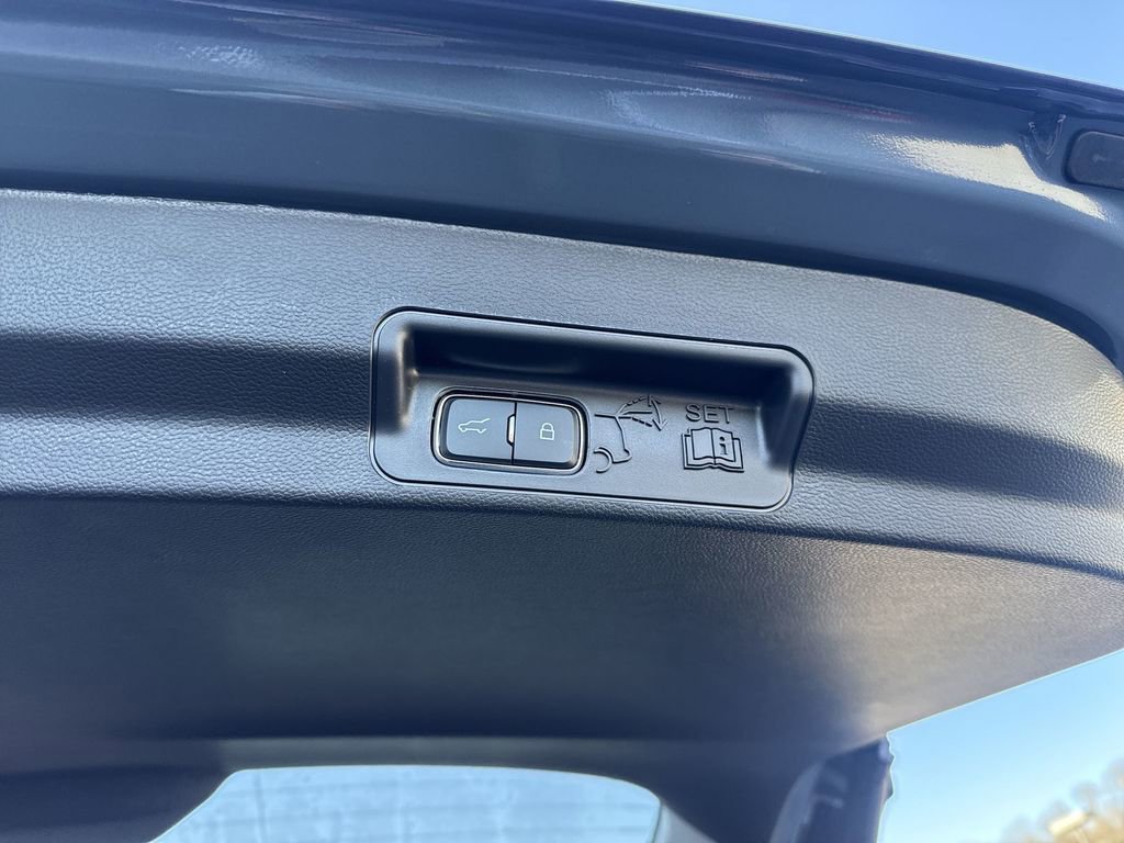 New 2026 Ford Explorer Active w/ Active Comfort Package AWD/4WD image 47