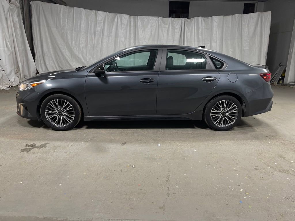 Used 2024 Kia Forte GT-Line w/ GT-Line Premium Package image 4