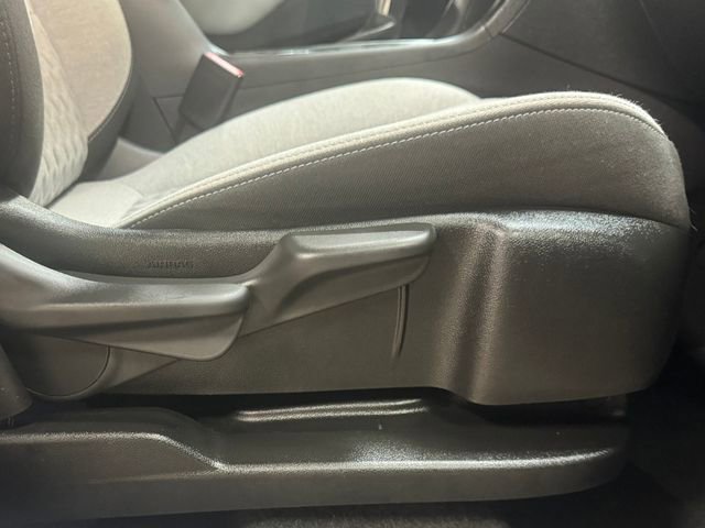 Used 2024 Chevrolet Equinox LT AWD/4WD image 40