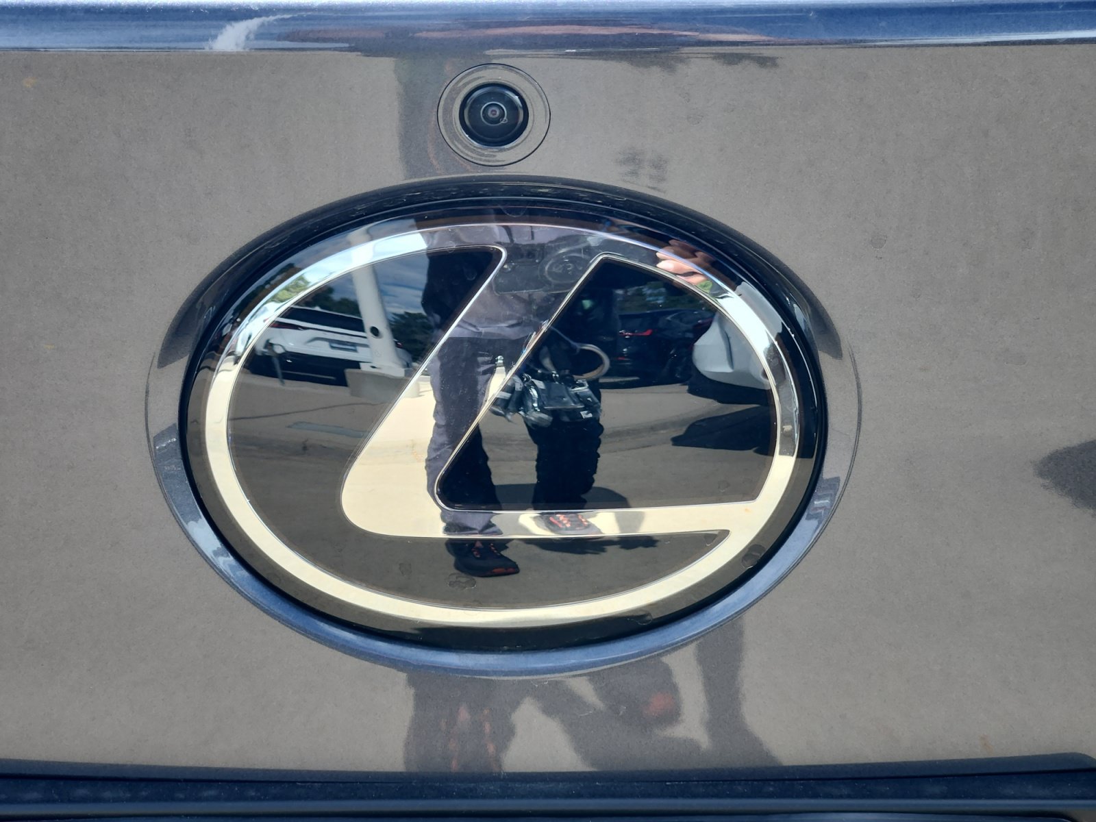 New 2026 Lexus RZ 450e AWD image 32