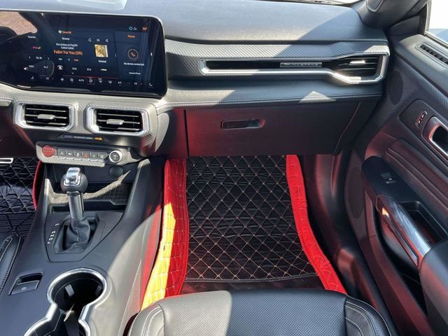 Used 2024 Ford Mustang Premium image 17