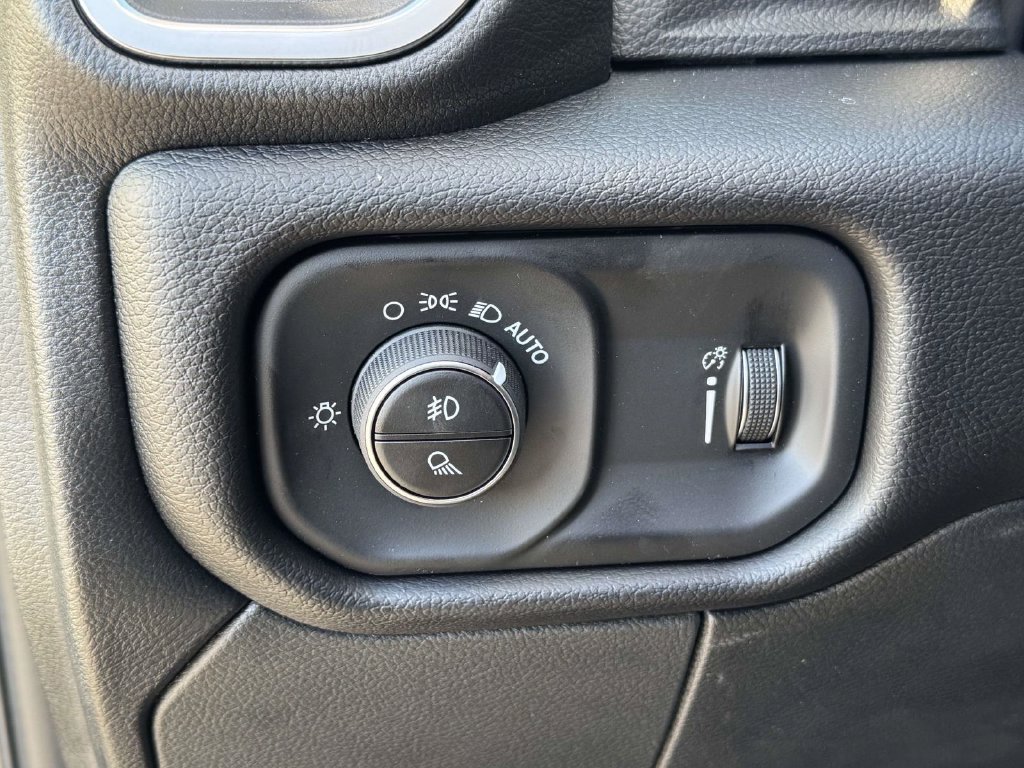 New 2026 RAM 2500 Big Horn AWD/4WD image 28