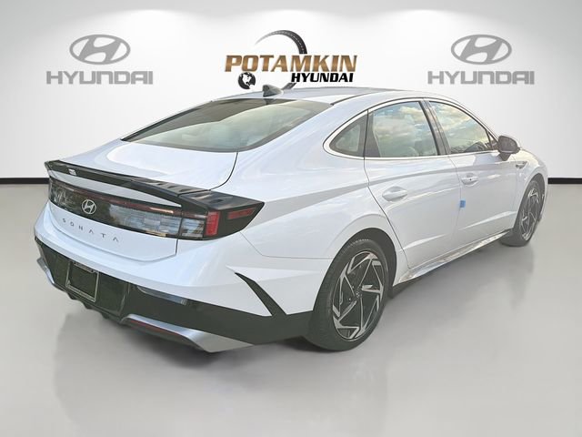 New 2026 Hyundai Sonata SEL FWD image 5