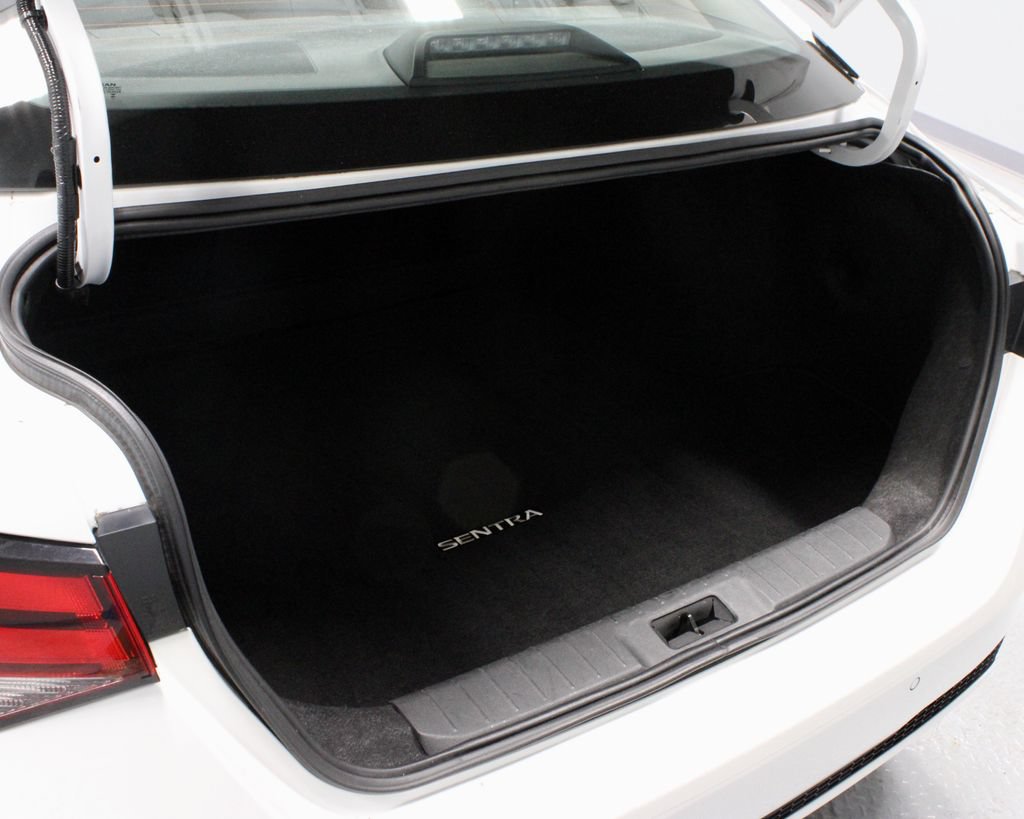 Certified 2025 Nissan Sentra SV FWD image 12